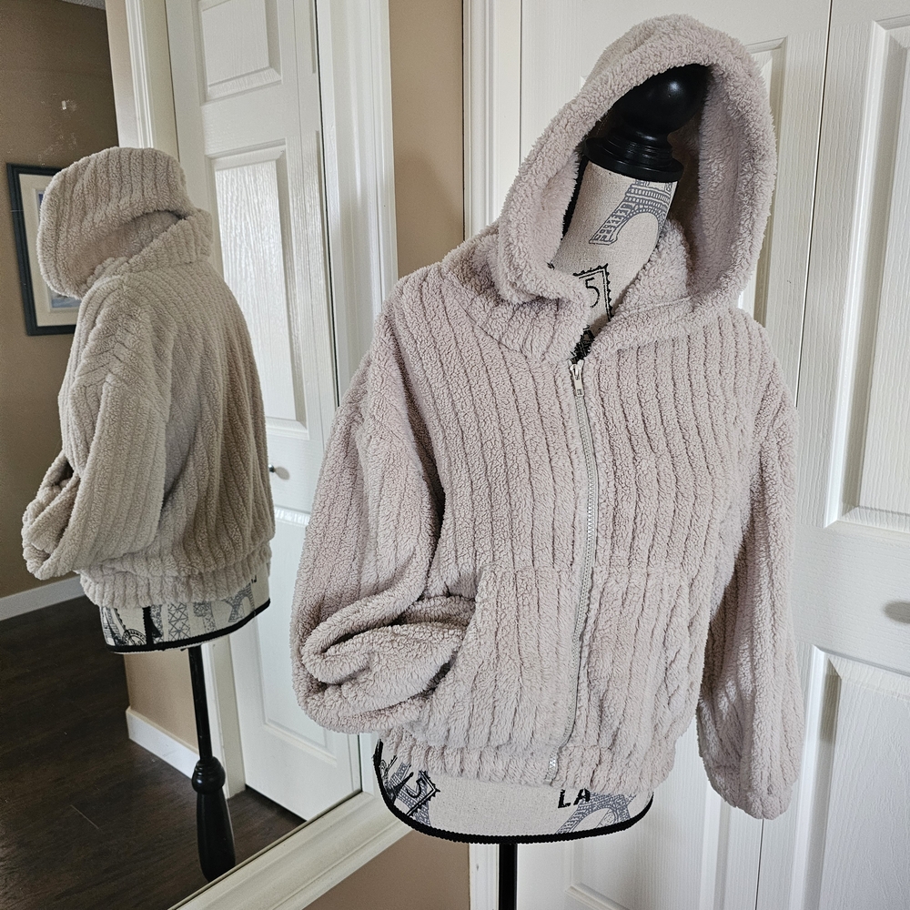 Cozy Hooded Zip-Up Jacket Sz S